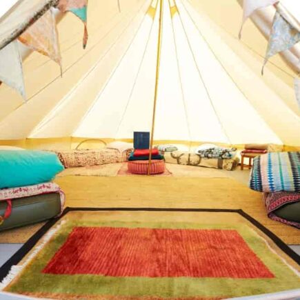 Glamping_ Connecting with Nature Luxuriously (1)-min