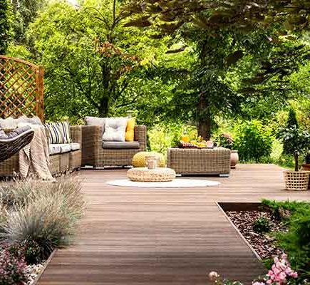 INNOVATIVE IDEAS TO ENHANCE YOUR SMALL OUTDOOR LIVING SPACE